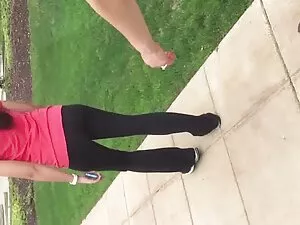 फूहड़ मालिश चेहरे के ...